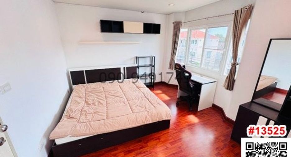 For rent 3 bedrooms townhouse in Don Mueang, Bangkok