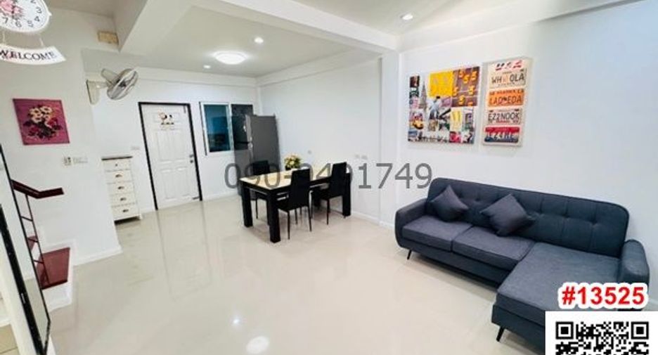 For rent 3 bedrooms townhouse in Don Mueang, Bangkok