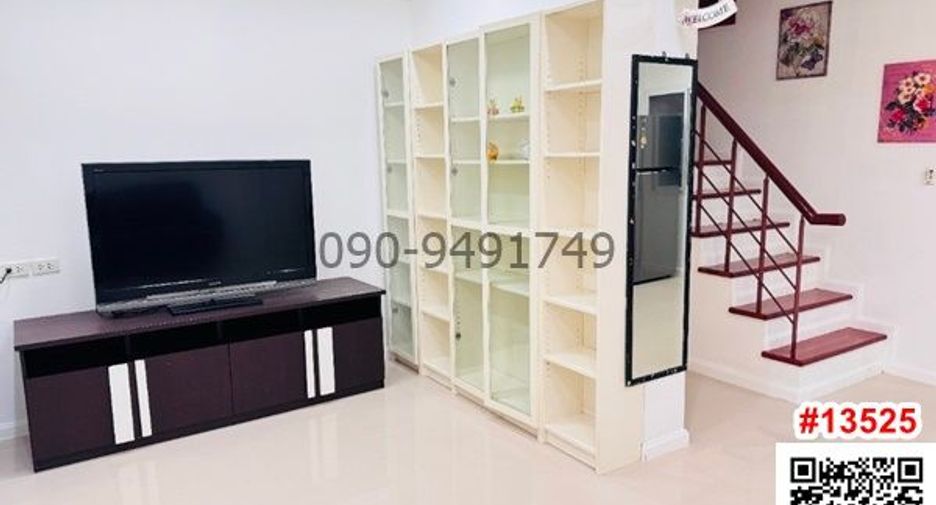 For rent 3 bedrooms townhouse in Don Mueang, Bangkok