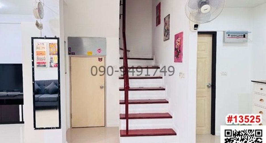 For rent 3 bedrooms townhouse in Don Mueang, Bangkok