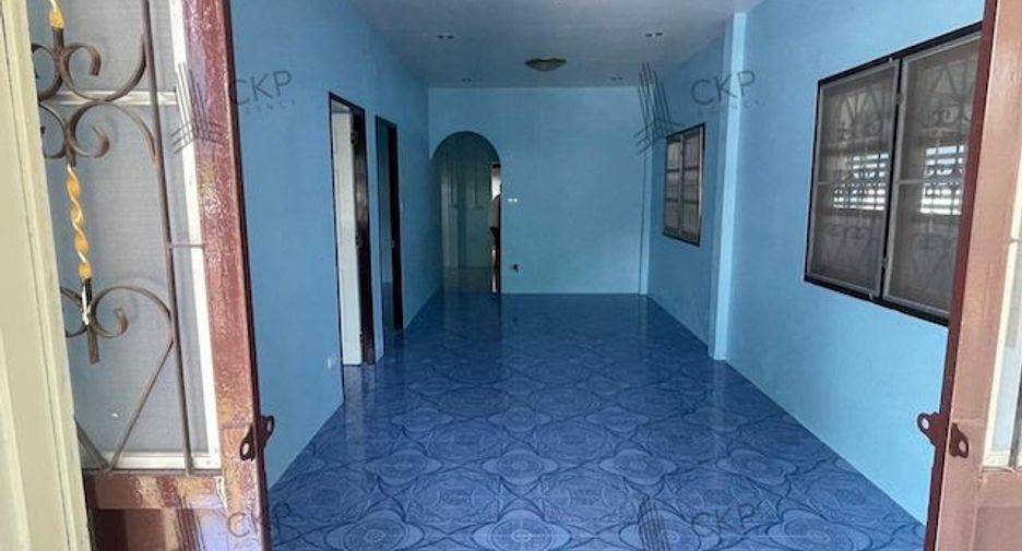 For rent and for sale 2 bedrooms house in Si Racha, Chonburi