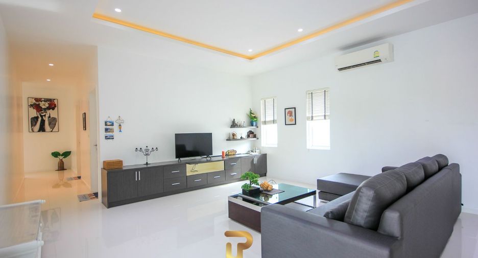 For sale 3 bedrooms villa in Hua Hin, Prachuap Khiri Khan