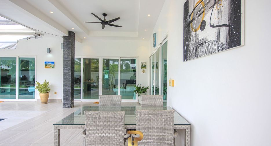 For sale 3 bedrooms villa in Hua Hin, Prachuap Khiri Khan