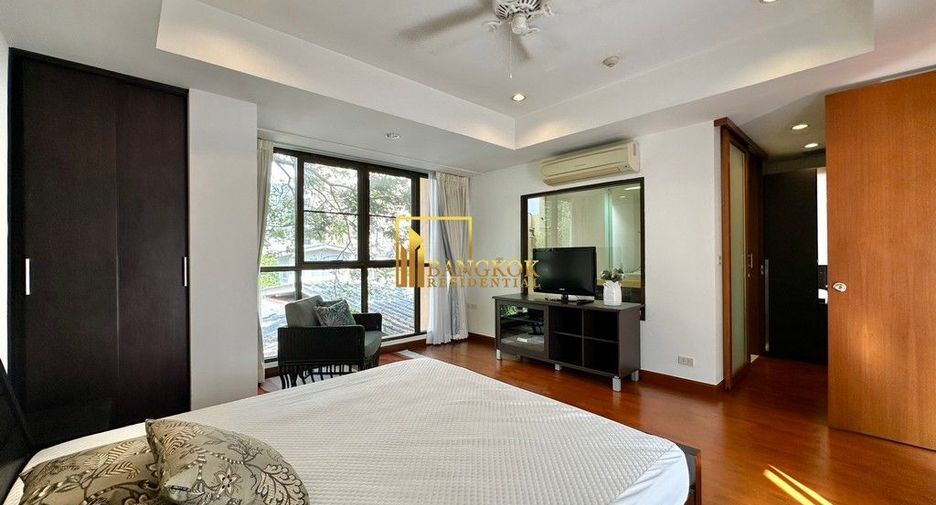 Haus zur Miete mit 3 Zimmer in Watthana, Bangkok