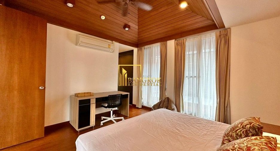 Haus zur Miete mit 3 Zimmer in Watthana, Bangkok
