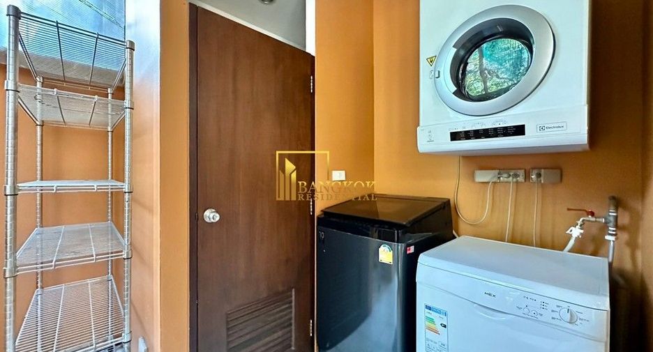 Haus zur Miete mit 3 Zimmer in Watthana, Bangkok