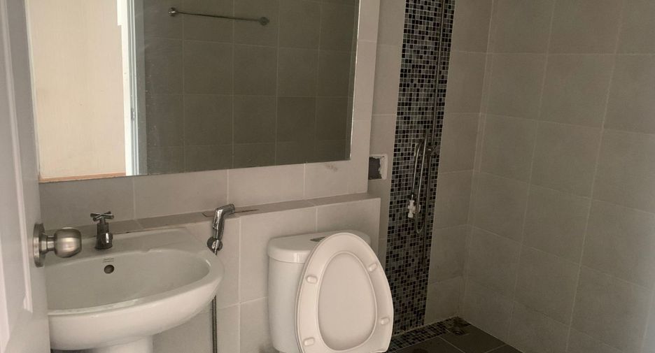 For sale studio condo in Phasi Charoen, Bangkok