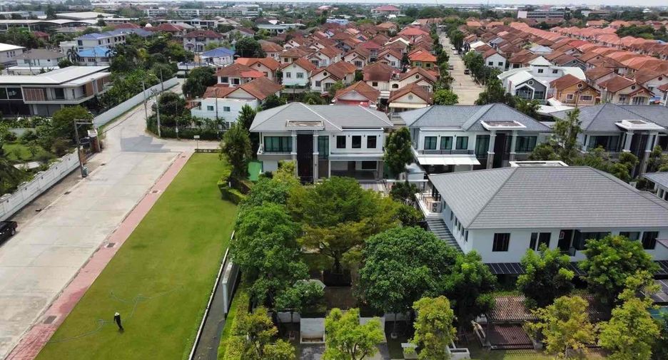 For rent 5 bedrooms house in Bang Bon, Bangkok