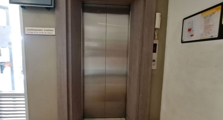 Condo en venta de estudio en Bang Kapi, Bangkok