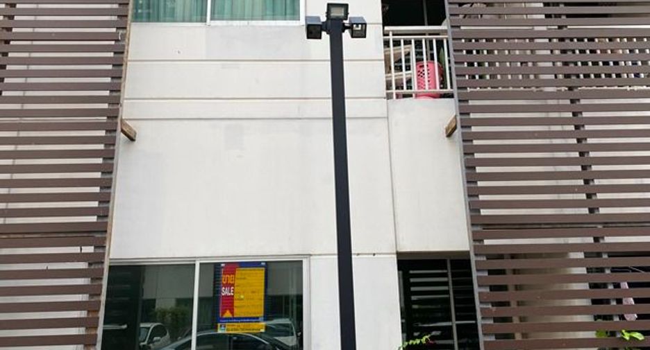 For sale studio condo in Bang Khen, Bangkok