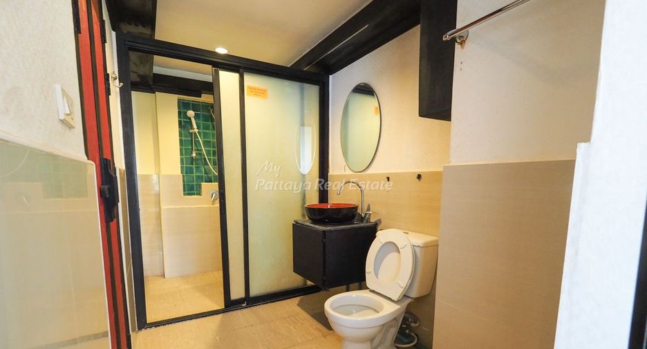 For sale 7 bedrooms townhouse in Bang Lamung, Chonburi