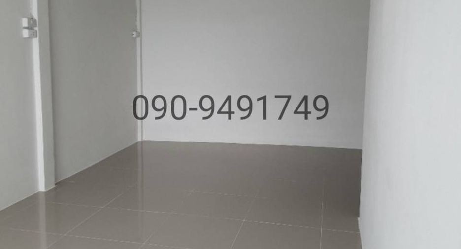 For rent 4 bedrooms retail Space in Bangkok Noi, Bangkok