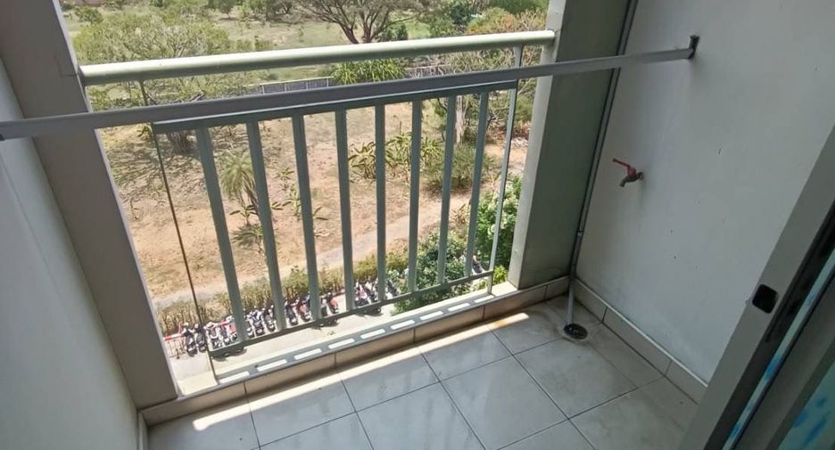 For sale studio condo in Bueng Kum, Bangkok