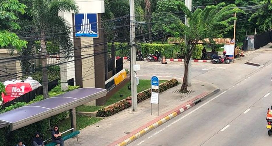 For sale studio condo in Bueng Kum, Bangkok
