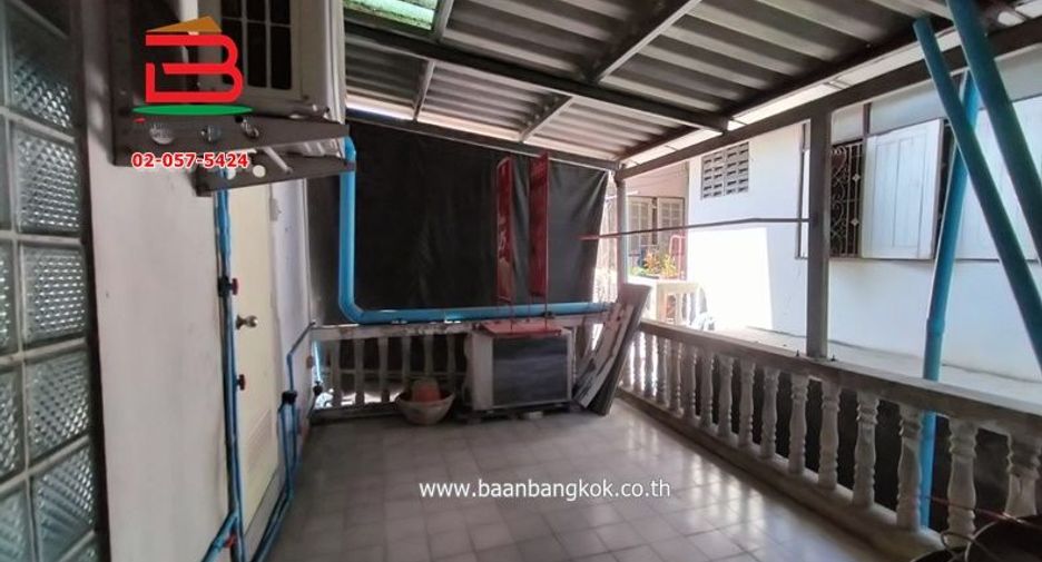 Gewerbefläche zum Kauf mit 8 Zimmer in Khlong Luang, Pathum Thani