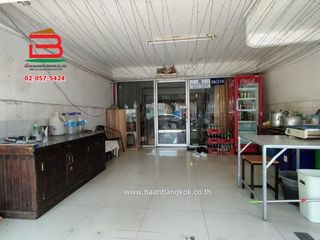 出售 8 卧室 商业空间 在 Khlong Luang, Pathum Thani