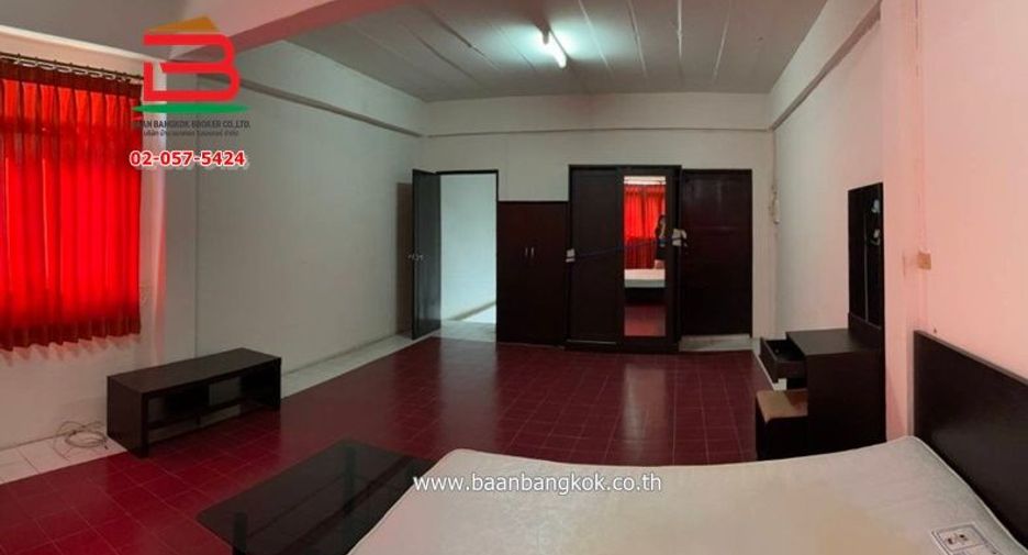 Gewerbefläche zum Kauf mit 8 Zimmer in Khlong Luang, Pathum Thani