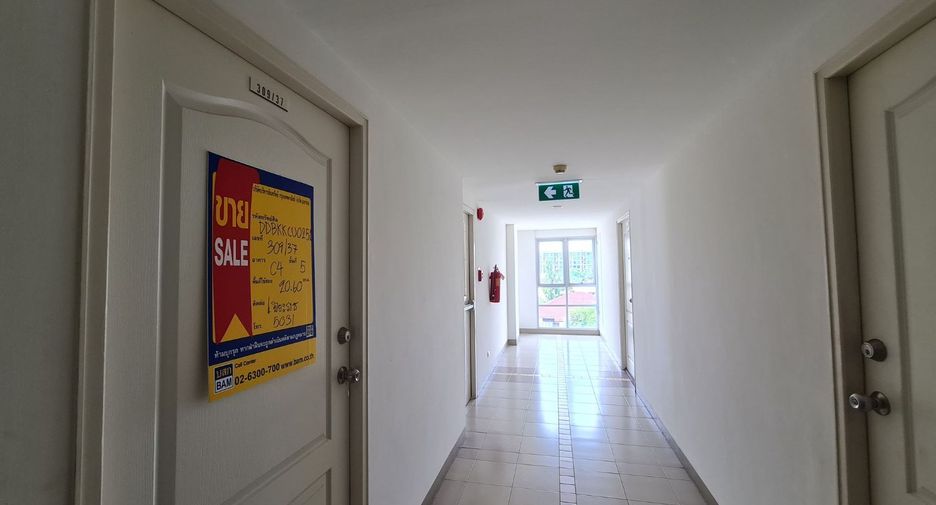 For sale studio condo in Bang Kapi, Bangkok
