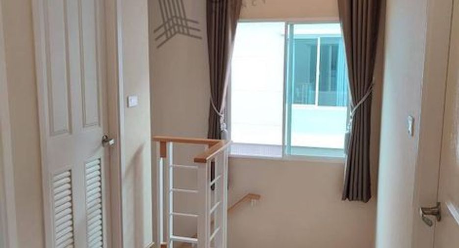 For sale 3 bedrooms house in Sai Mai, Bangkok