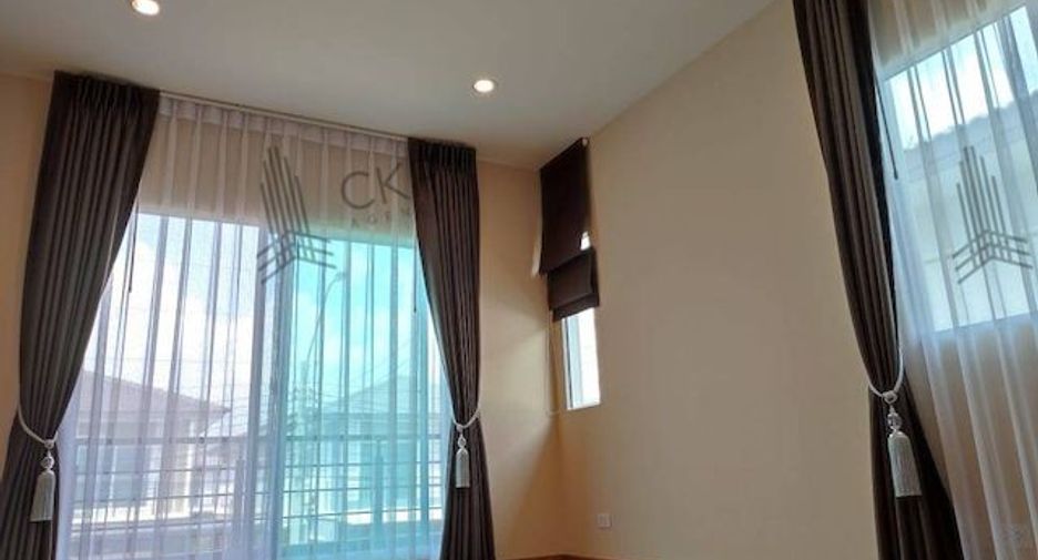 For sale 3 bedrooms house in Sai Mai, Bangkok