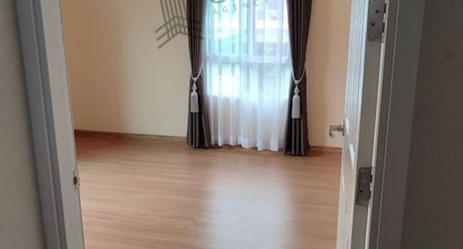 For sale 3 bedrooms house in Sai Mai, Bangkok