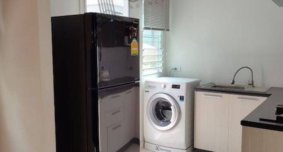For sale 3 bedrooms house in Sai Mai, Bangkok