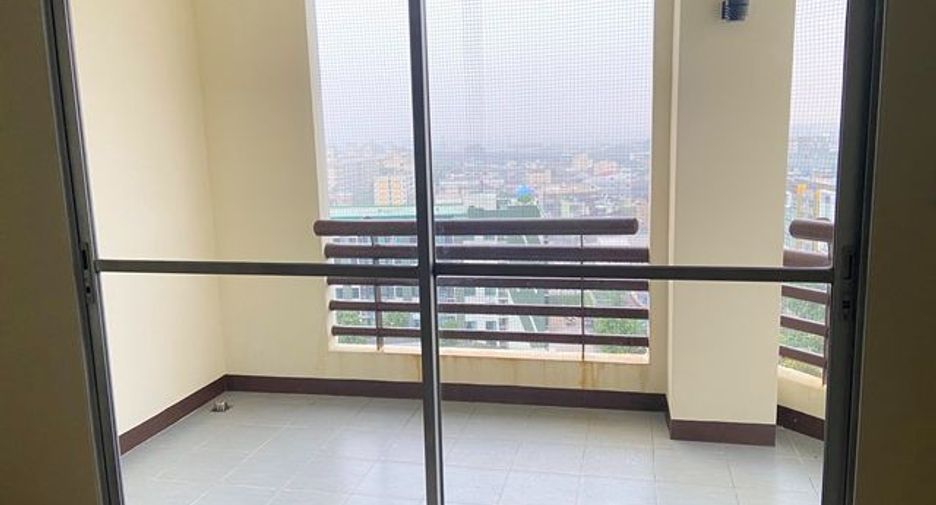 For sale studio condo in Bang Phlat, Bangkok