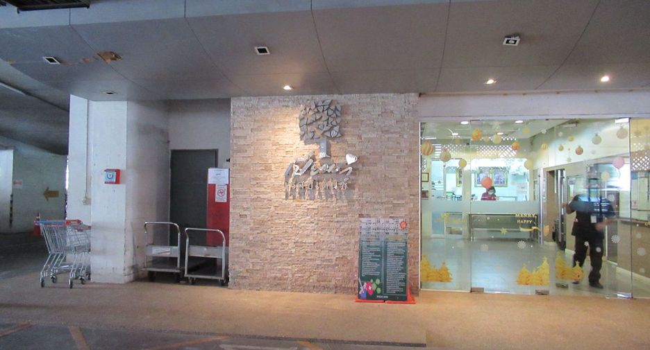For sale studio condo in Thon Buri, Bangkok