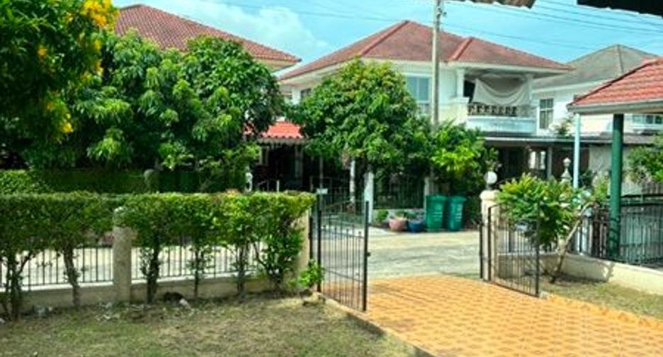 À louer 3 chambres maison à Khlong Luang, Pathum Thani