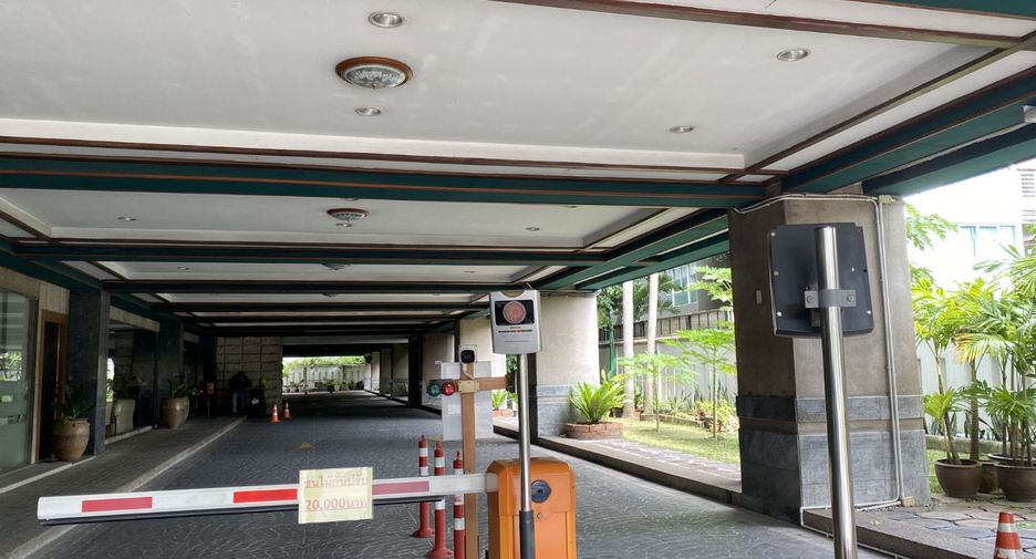 For sale studio condo in Chatuchak, Bangkok