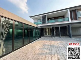 For rent 3 bedrooms house in Thawi Watthana, Bangkok
