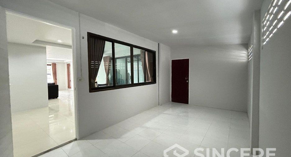 For rent 2 bedrooms house in Mueang Phuket, Phuket