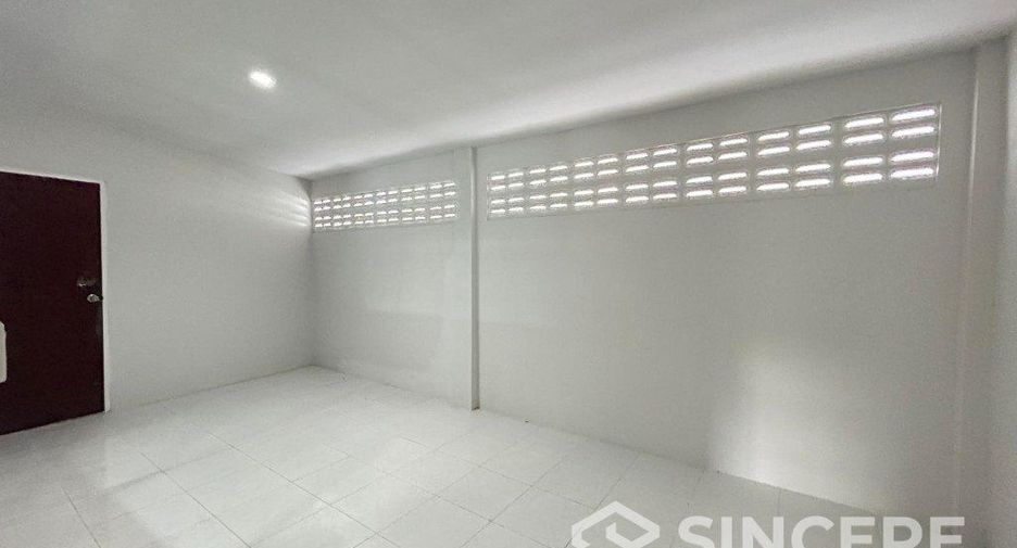 For rent 2 bedrooms house in Mueang Phuket, Phuket