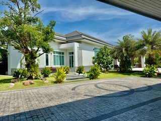 For sale 2 bed villa in Sattahip, Chonburi