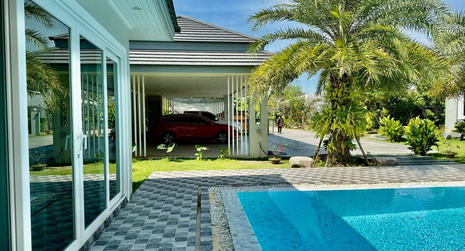 For sale 2 bedrooms villa in Sattahip, Chonburi