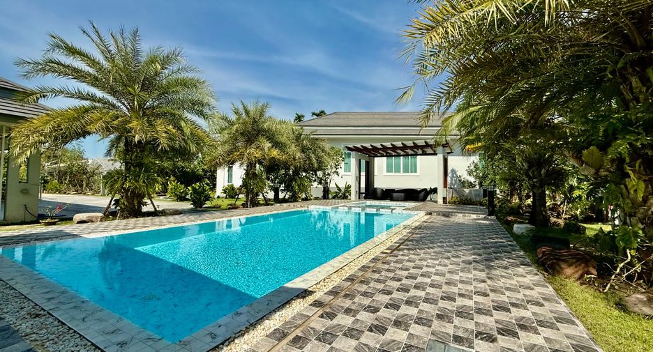 For sale 2 bedrooms villa in Sattahip, Chonburi