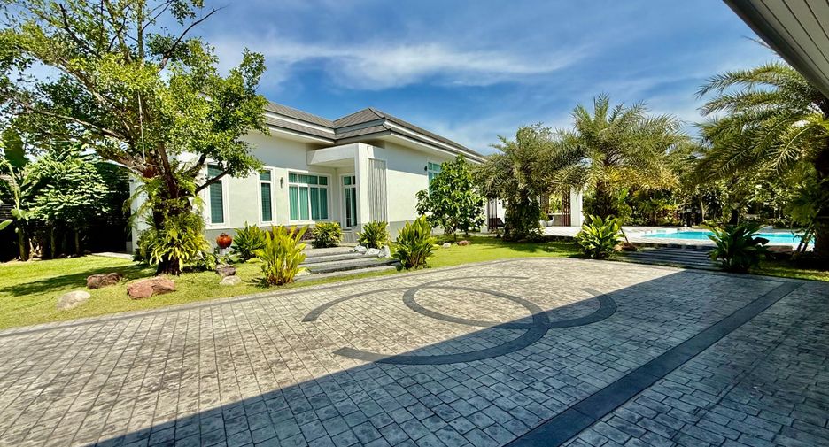 For sale 2 bedrooms villa in Sattahip, Chonburi