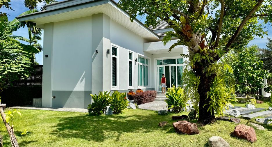 For sale 2 bedrooms villa in Sattahip, Chonburi