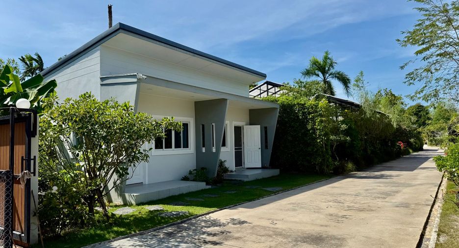 For sale 2 bedrooms villa in Sattahip, Chonburi