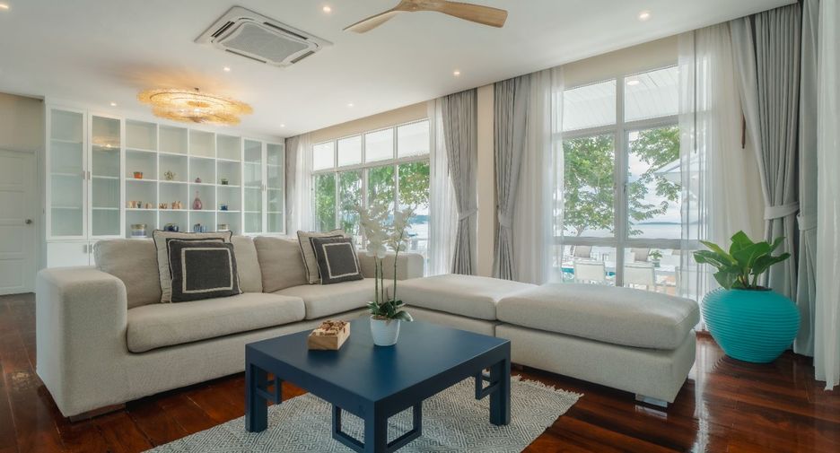 For rent 4 bedrooms villa in Mueang Phuket, Phuket
