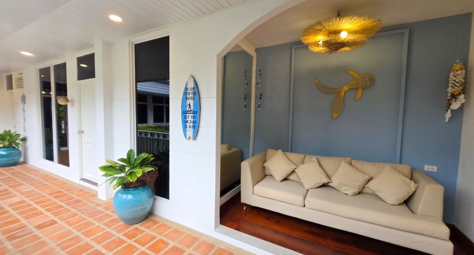 For rent 4 bedrooms villa in Mueang Phuket, Phuket