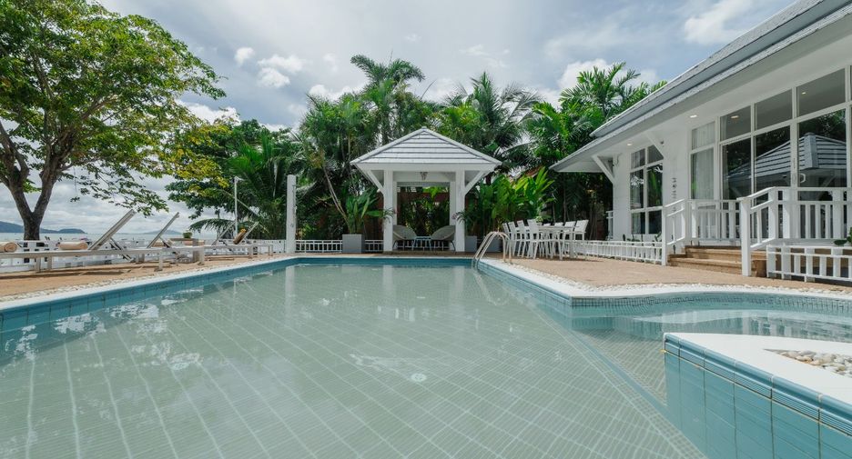 For rent 4 bedrooms villa in Mueang Phuket, Phuket