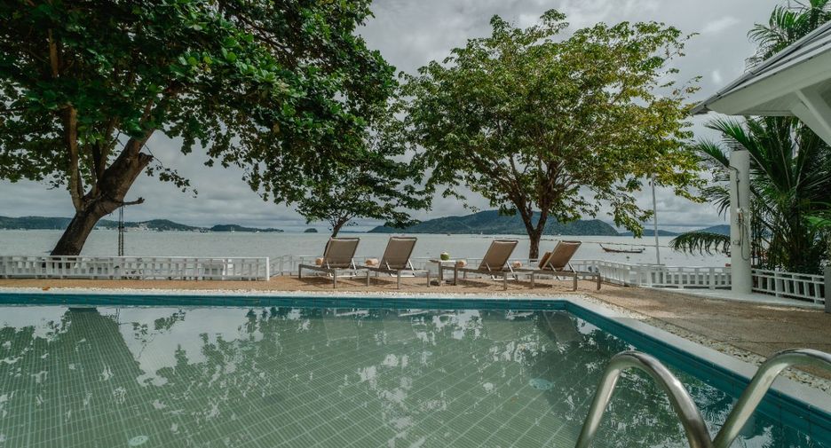 For rent 4 bedrooms villa in Mueang Phuket, Phuket
