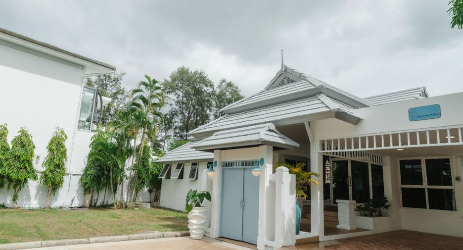 For rent 4 bedrooms villa in Mueang Phuket, Phuket