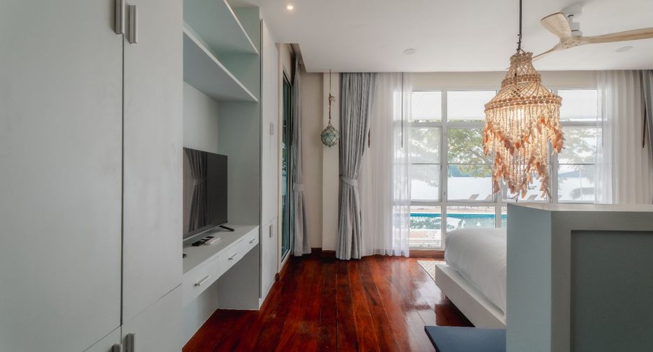 For rent 4 bedrooms villa in Mueang Phuket, Phuket
