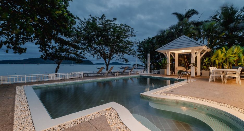 For rent 4 bedrooms villa in Mueang Phuket, Phuket