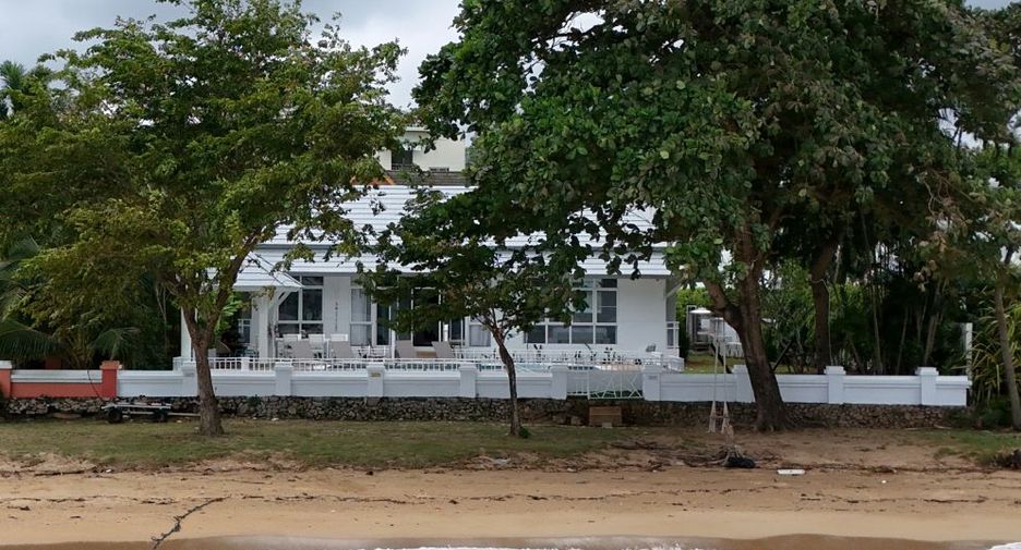For rent 4 bedrooms villa in Mueang Phuket, Phuket