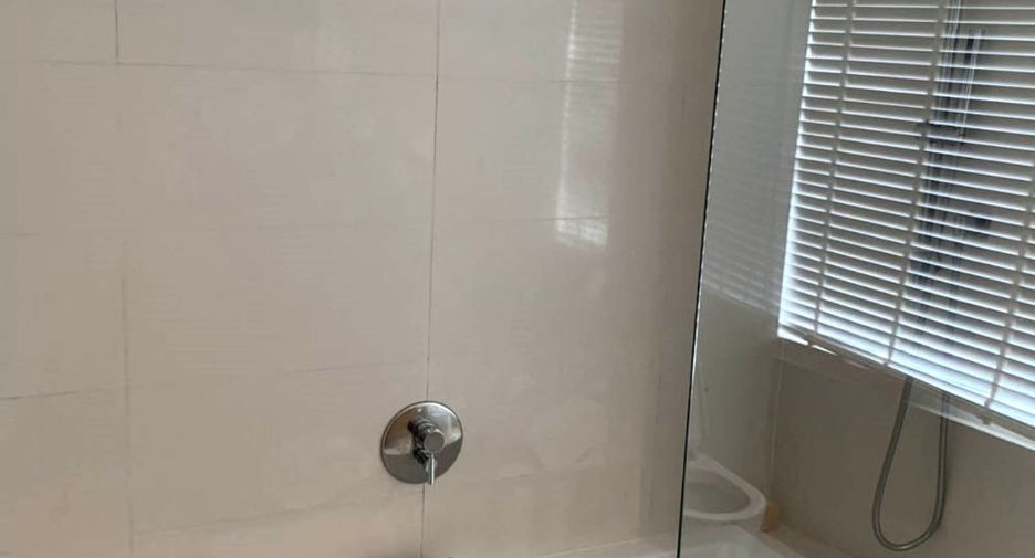 For sale 2 bedrooms condo in Watthana, Bangkok