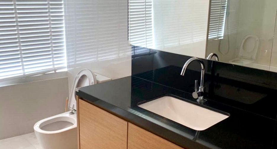 For sale 2 bedrooms condo in Watthana, Bangkok
