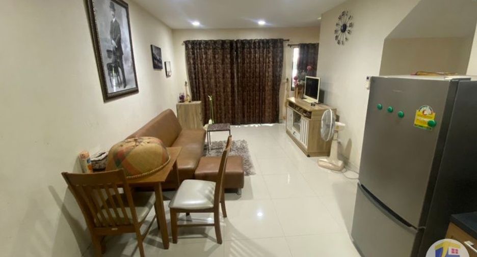 For sale 3 bedrooms townhouse in Phasi Charoen, Bangkok